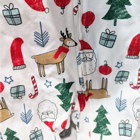 CARTER'S Christmas Footed Pajamas with Reindeer Santa Trees Presents 9 Month - Picture 3 of 12